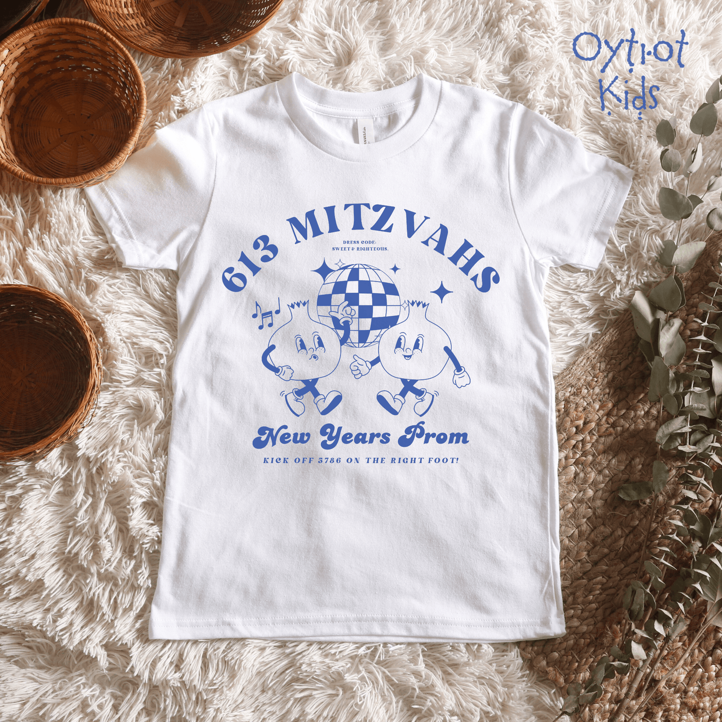 613 Mitzvahs Prom | Rosh Hashanah Humor Youth T-shirt - Oytiot