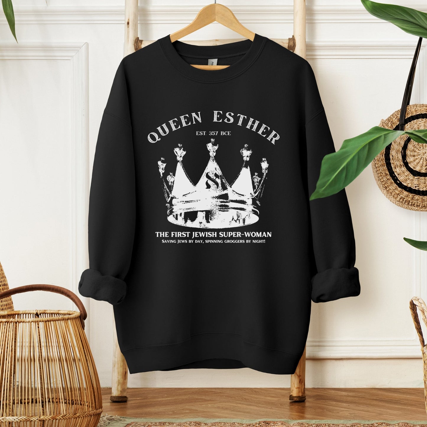 Purim Sweatshirt | Queen Esther - Oytiot