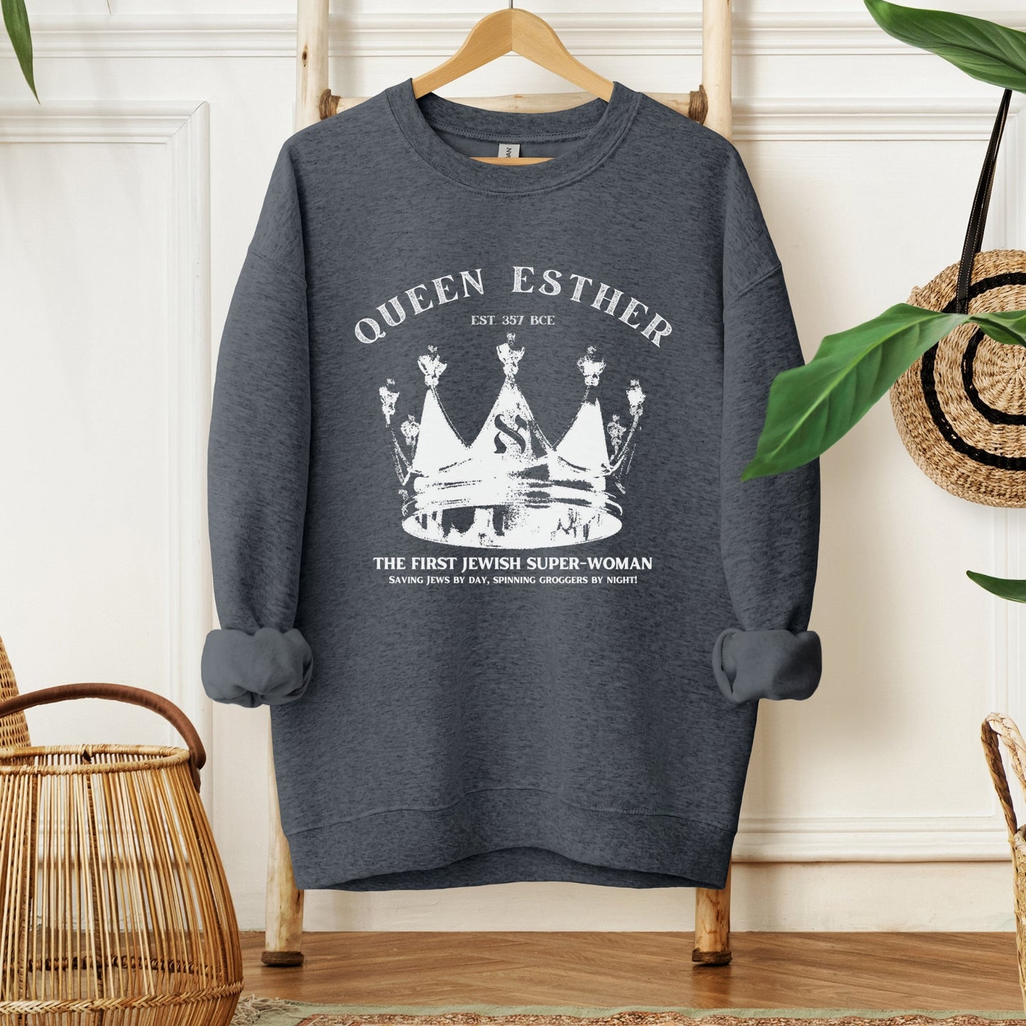 Purim Sweatshirt | Queen Esther - Oytiot