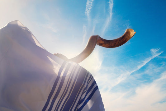 Elul: when the heart leans home
