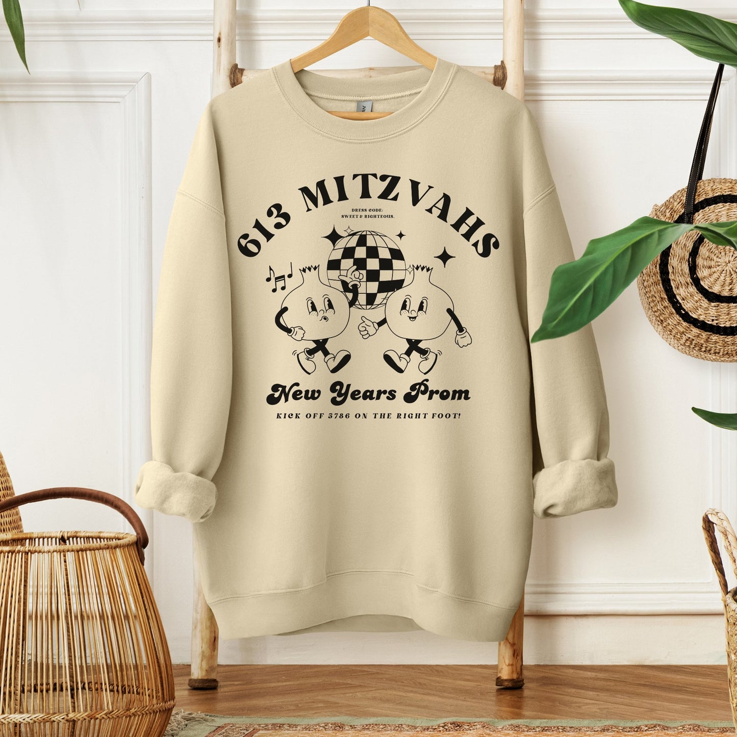 613 Mitzvahs Pomegranates | Rosh Hashanah Humor Sweatshirt - Oytiot