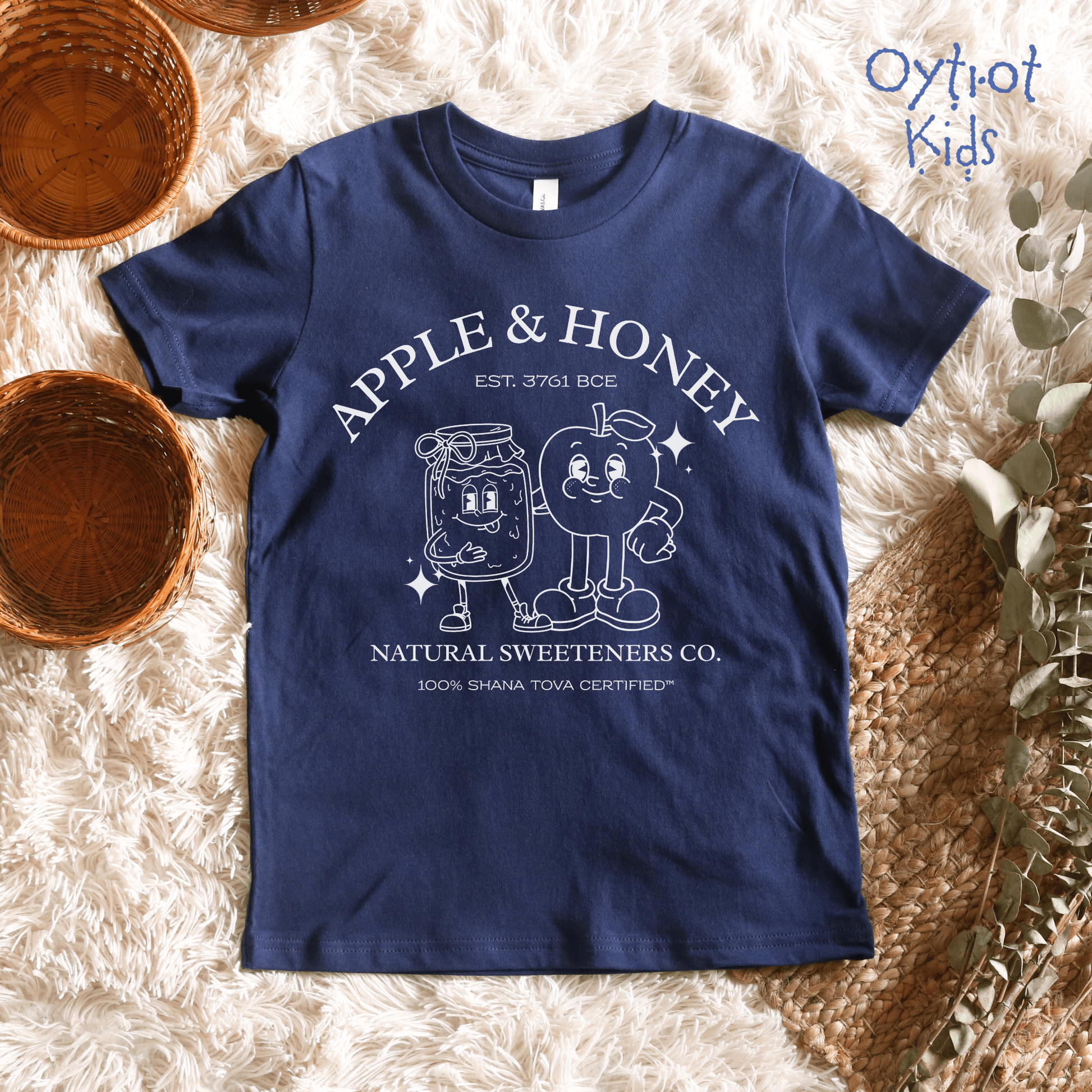 Apple & Honey Co. | Rosh Hashanah Humor Youth T-shirt - Oytiot