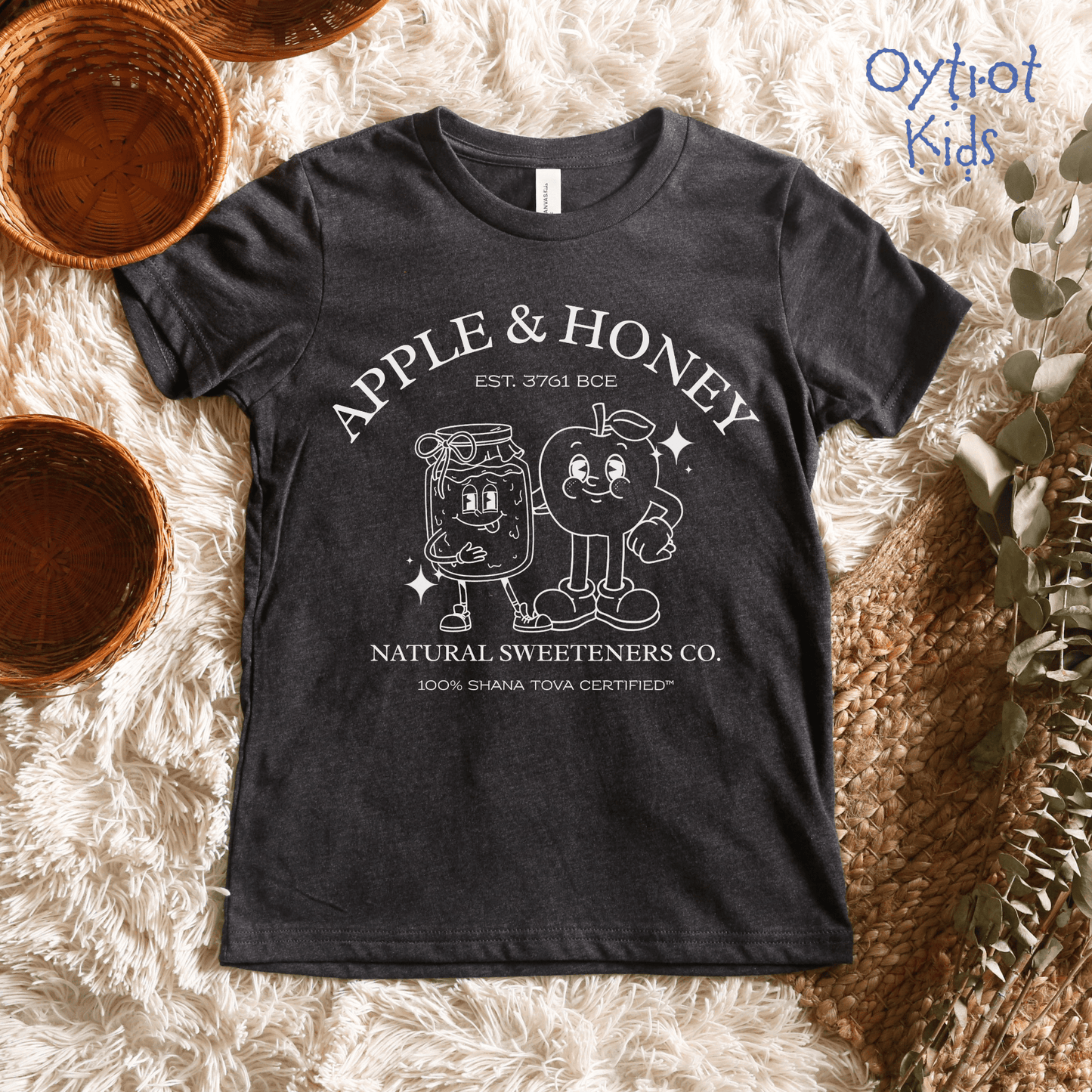 Apple & Honey Co. | Rosh Hashanah Humor Youth T-shirt - Oytiot