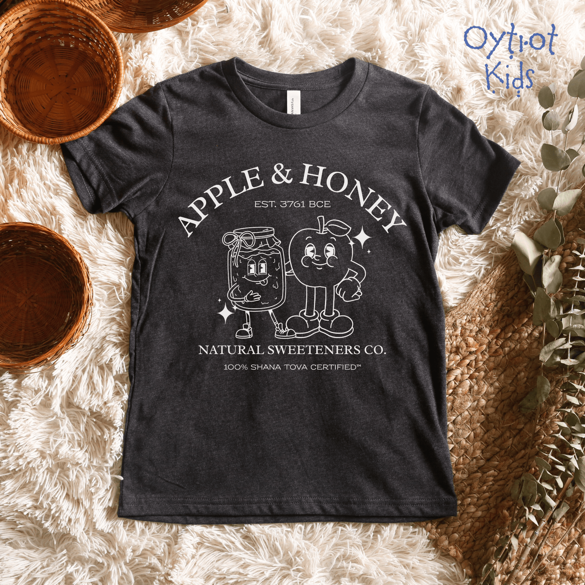 Apple & Honey Co. | Rosh Hashanah Humor Youth T-shirt - Oytiot